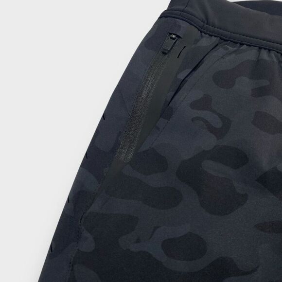Ten Thousand Mens Interval 7” Black Camo Lined Training Shorts size Small New - Picture 3 of 10